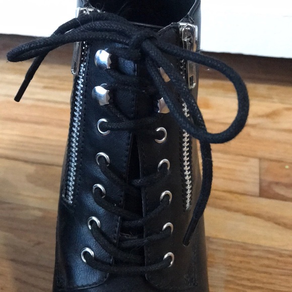 Black Wedges - Picture 4 of 4